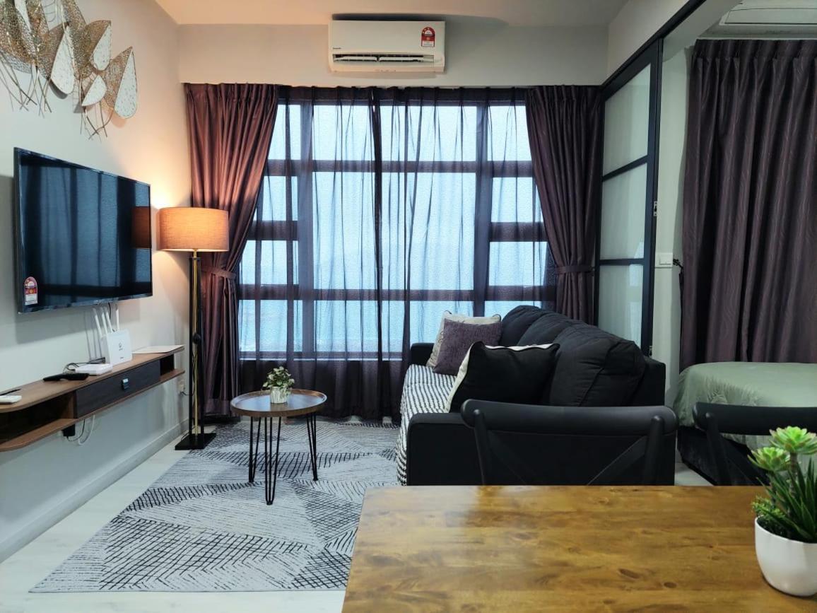 J'Stay Seaview Suite Jesselton Quay Kota Kinabalu Exterior photo